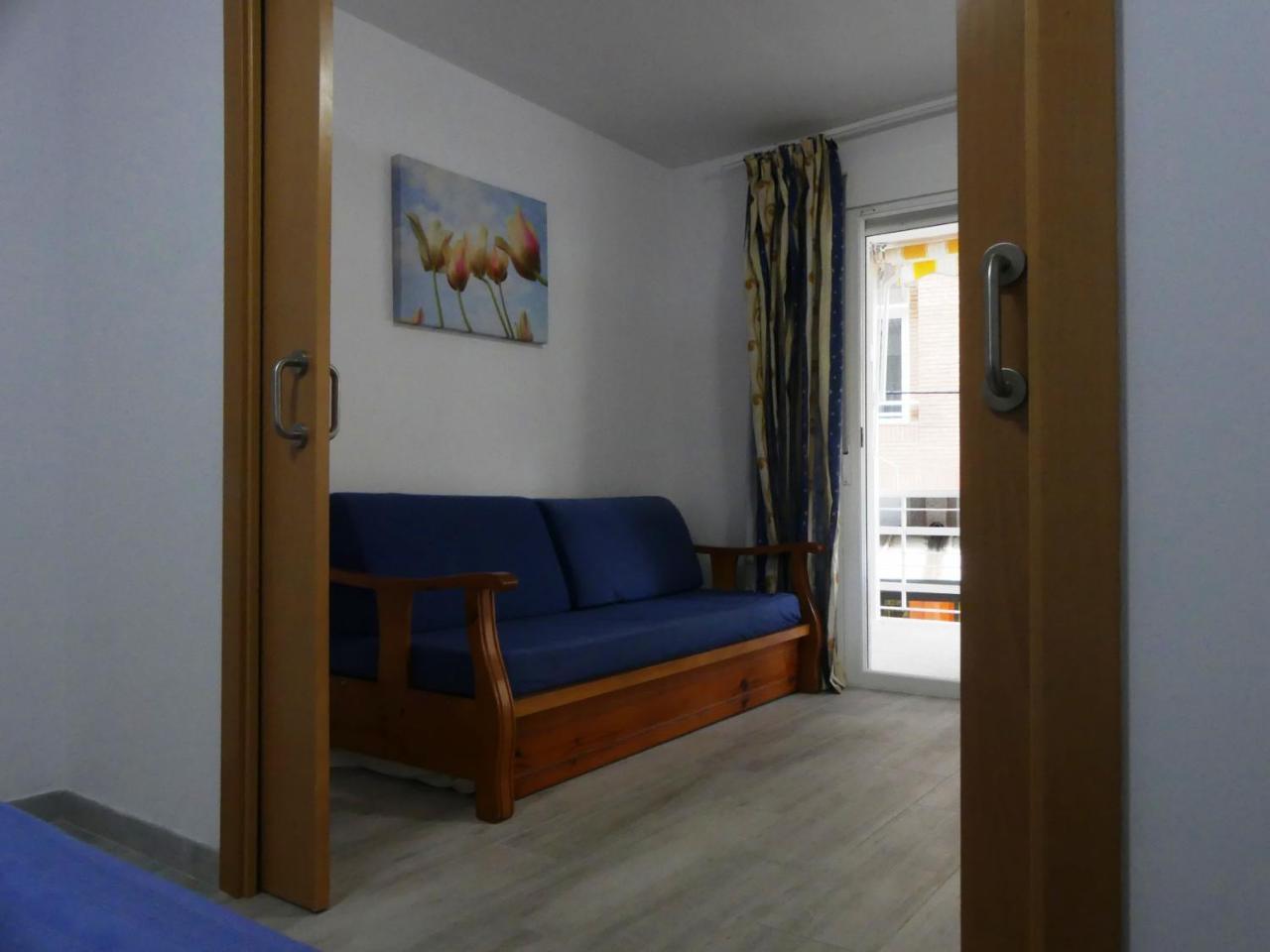 Zeus Alexis Apartment Салоу Екстериор снимка