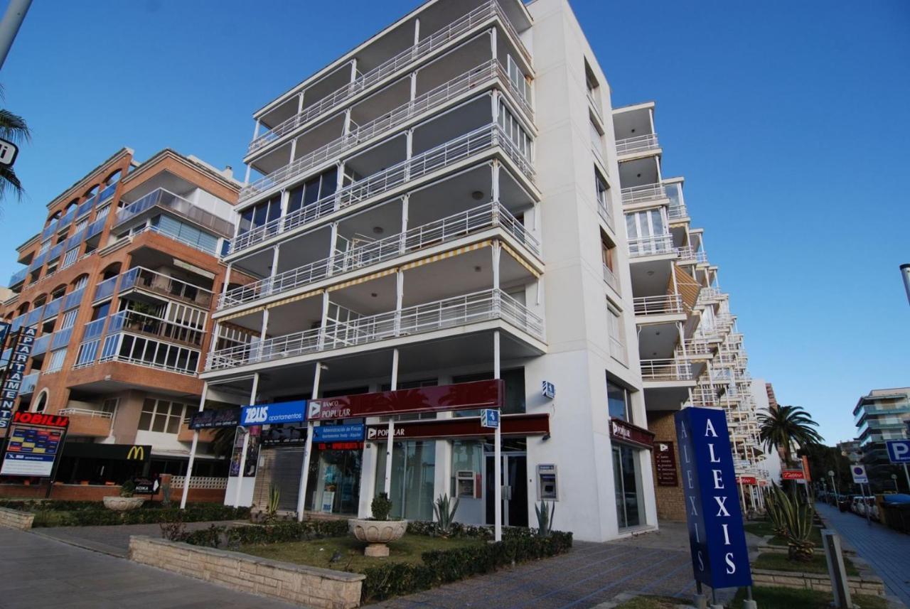 Zeus Alexis Apartment Салоу Екстериор снимка