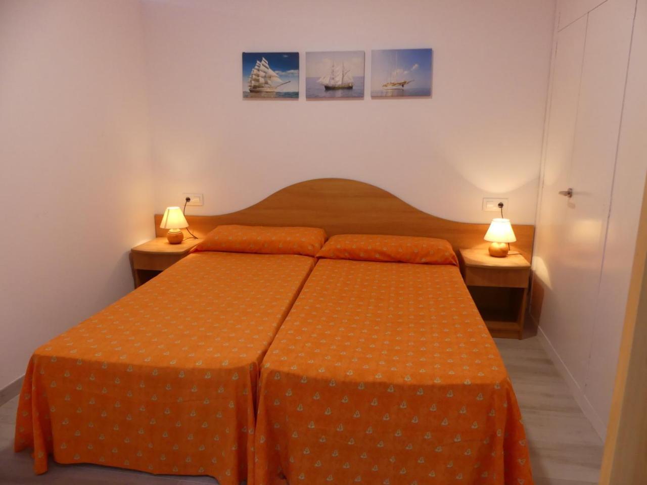 Zeus Alexis Apartment Салоу Екстериор снимка
